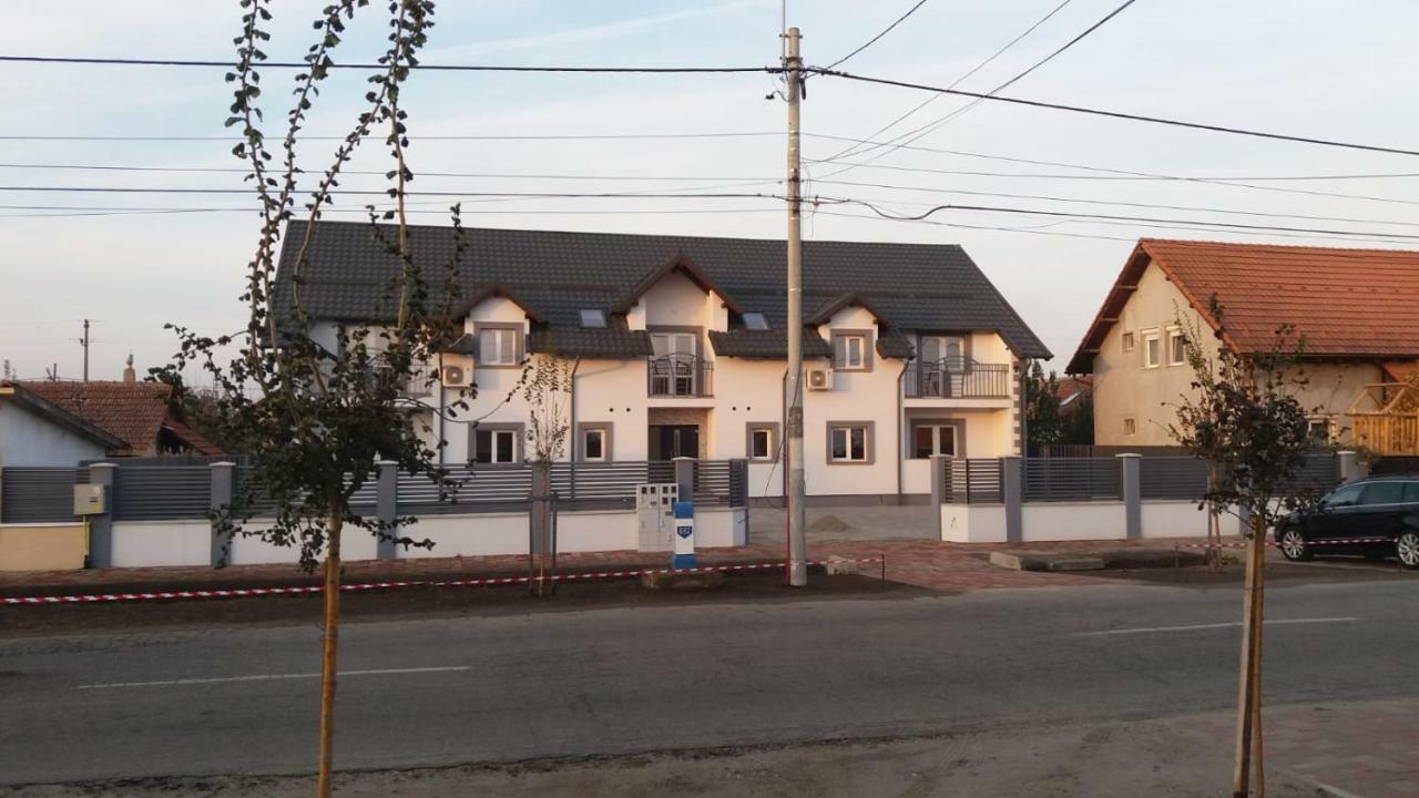 Apartament Saguna Sînnicolau Mare Buitenkant foto