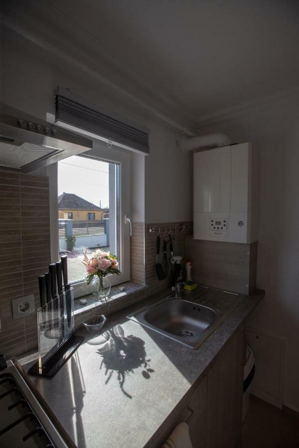 Apartament Saguna Sînnicolau Mare Buitenkant foto